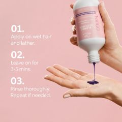 Sampon cu pigment violet pentru neutralizarea tonurilor de galben Wella Professionals Invigo Blonde Recharge, 300 ml