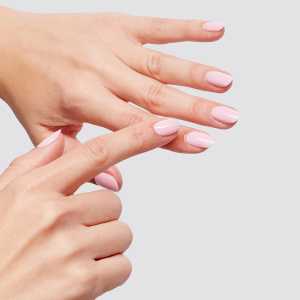 Ulei hidratant pentru cuticule si unghii OPI Nature Strong Glow Up Nail & Cuticle Oil, 8 ml