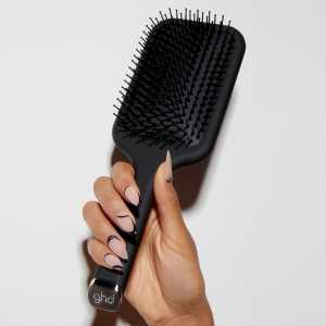 Perie de par profesionala multifunctionala pentru descurcare si styling GHD The All-Rounder Paddle Brush